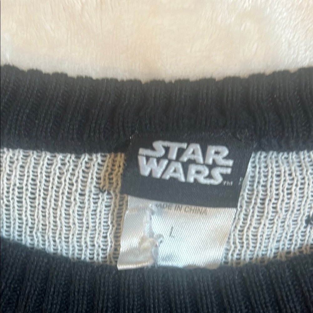 Star Wars Black Sweater with Darth Vader Design Size Large - Picture 4 of 6